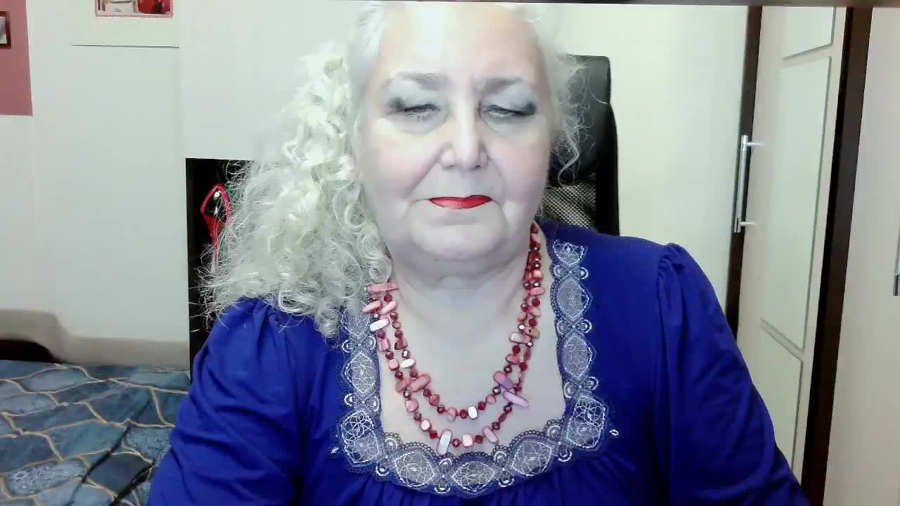 GrannyWants Live Sex December 17, 2025