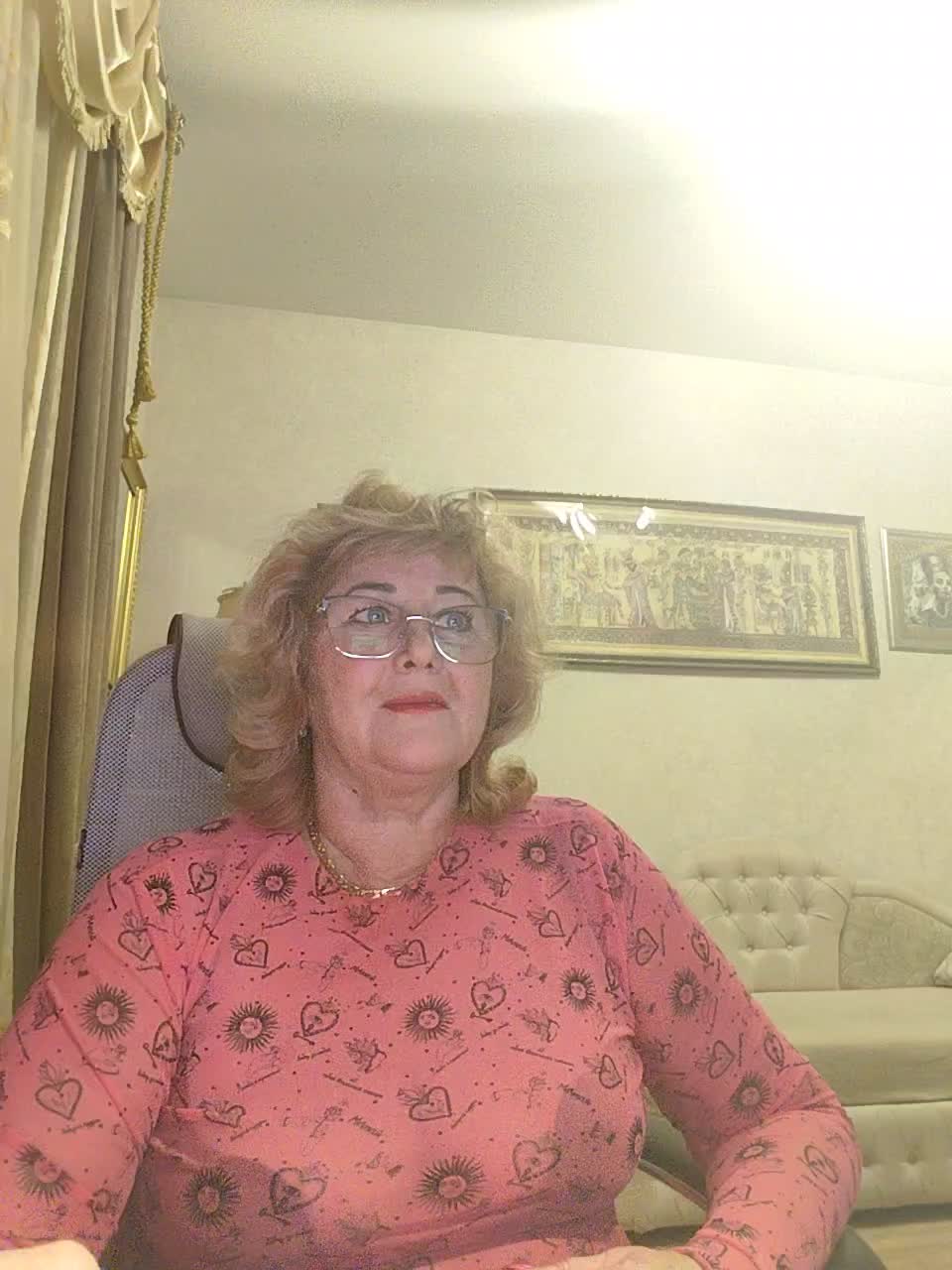 KarinkaSweet Live Sex December 13, 2025