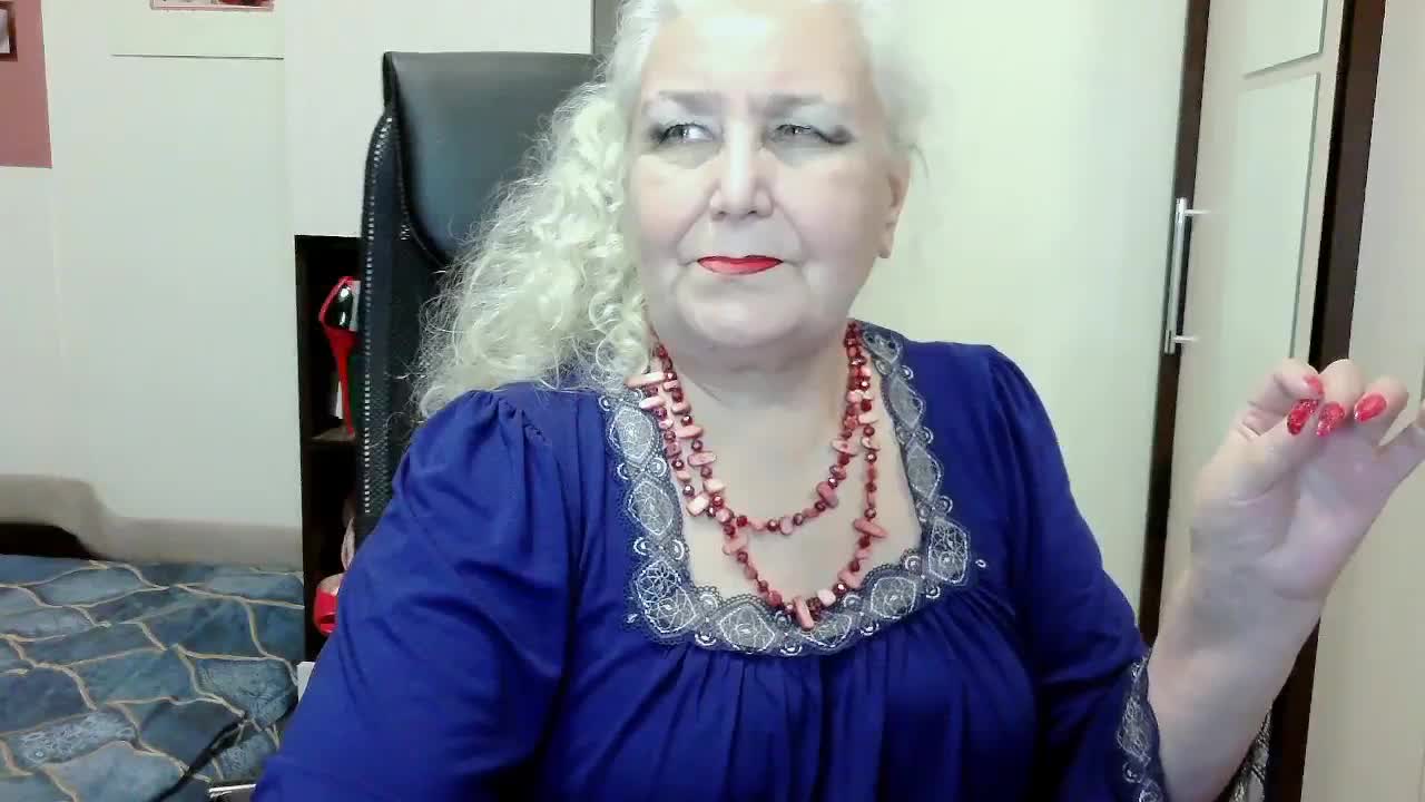 GrannyWants Live Sex December 17, 2025