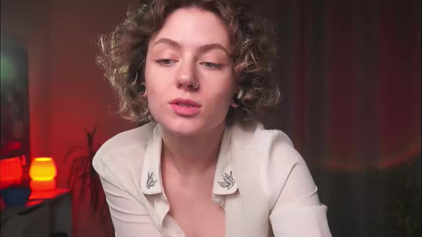 roxannabrik Live Sex December 17, 2025