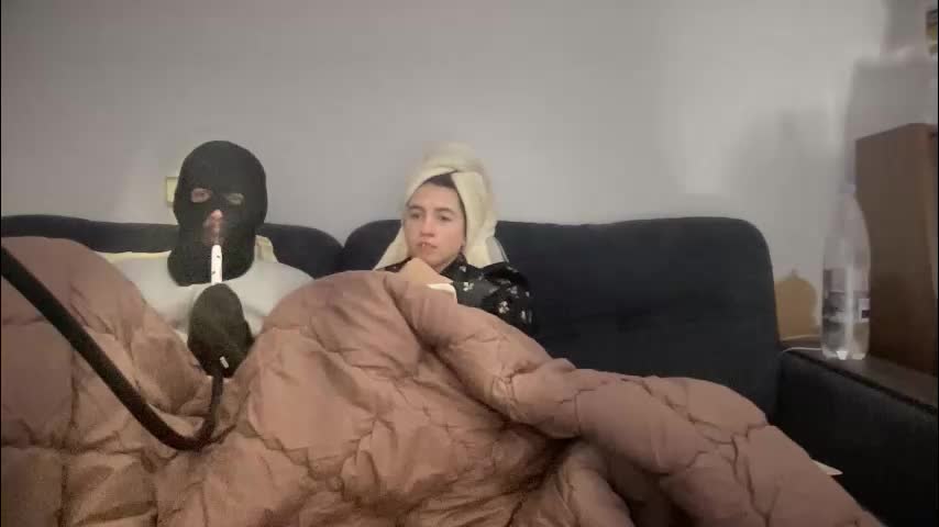rosea_champagne Live Sex December 15, 2025