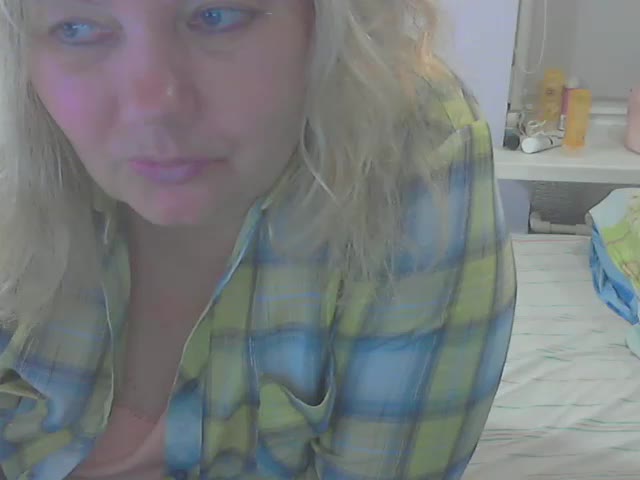 LucyAlexis Live Sex December 14, 2025