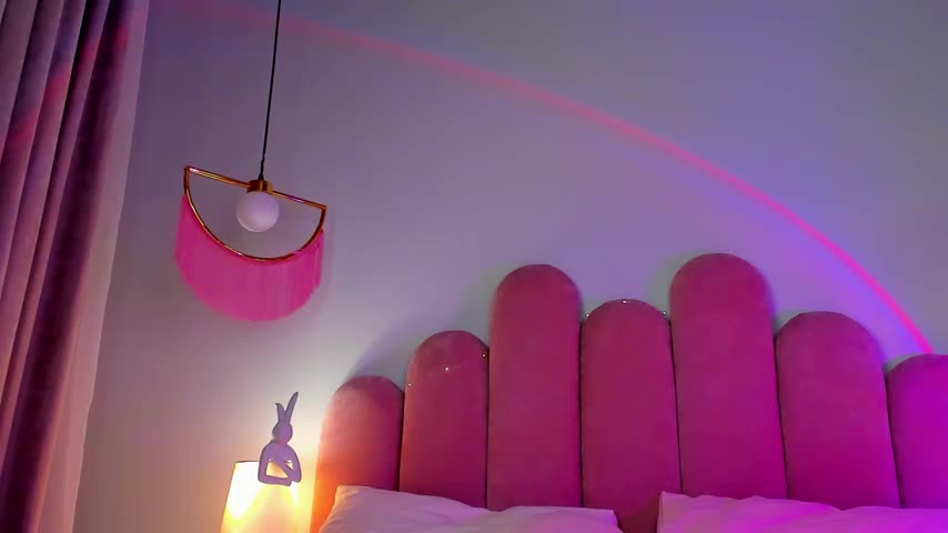 ElsaYoung Live Sex December 13, 2025