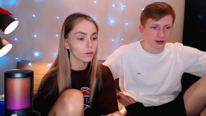 juliaanddima Live Sex December 17, 2025