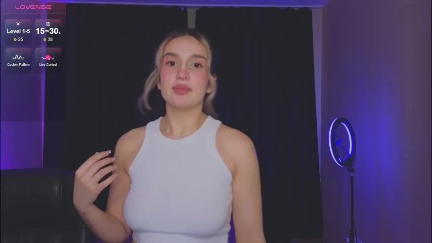 roxychilli Live Sex December 17, 2025