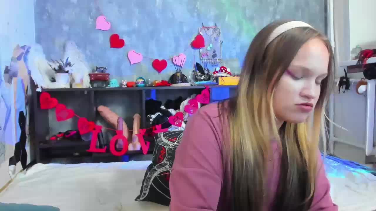 provocatemur Live Sex December 14, 2025