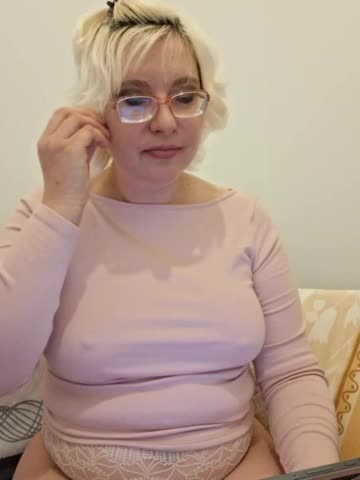 Vika211 Live Sex December 18, 2025