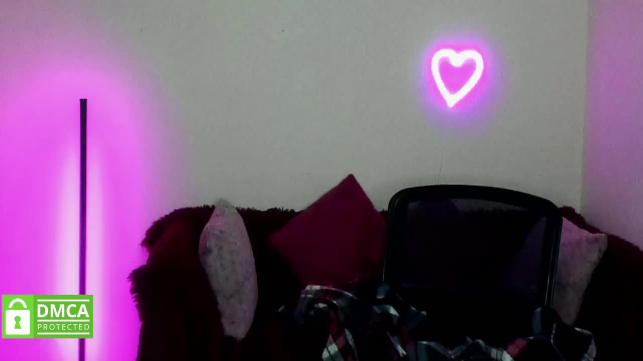 Aliciaredluv Live Sex December 17, 2025