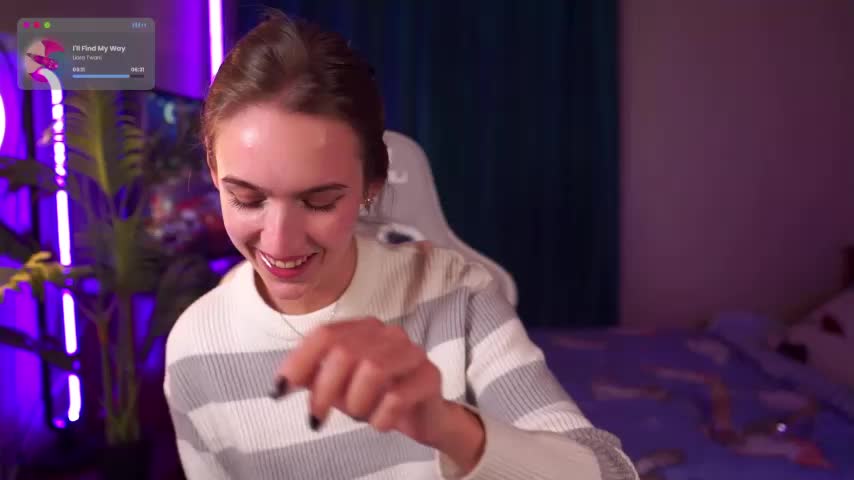 Kamila_icee Live Sex December 13, 2025