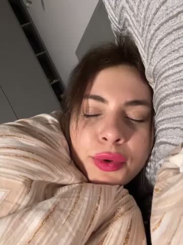 CurlyLara Live Sex December 13, 2025