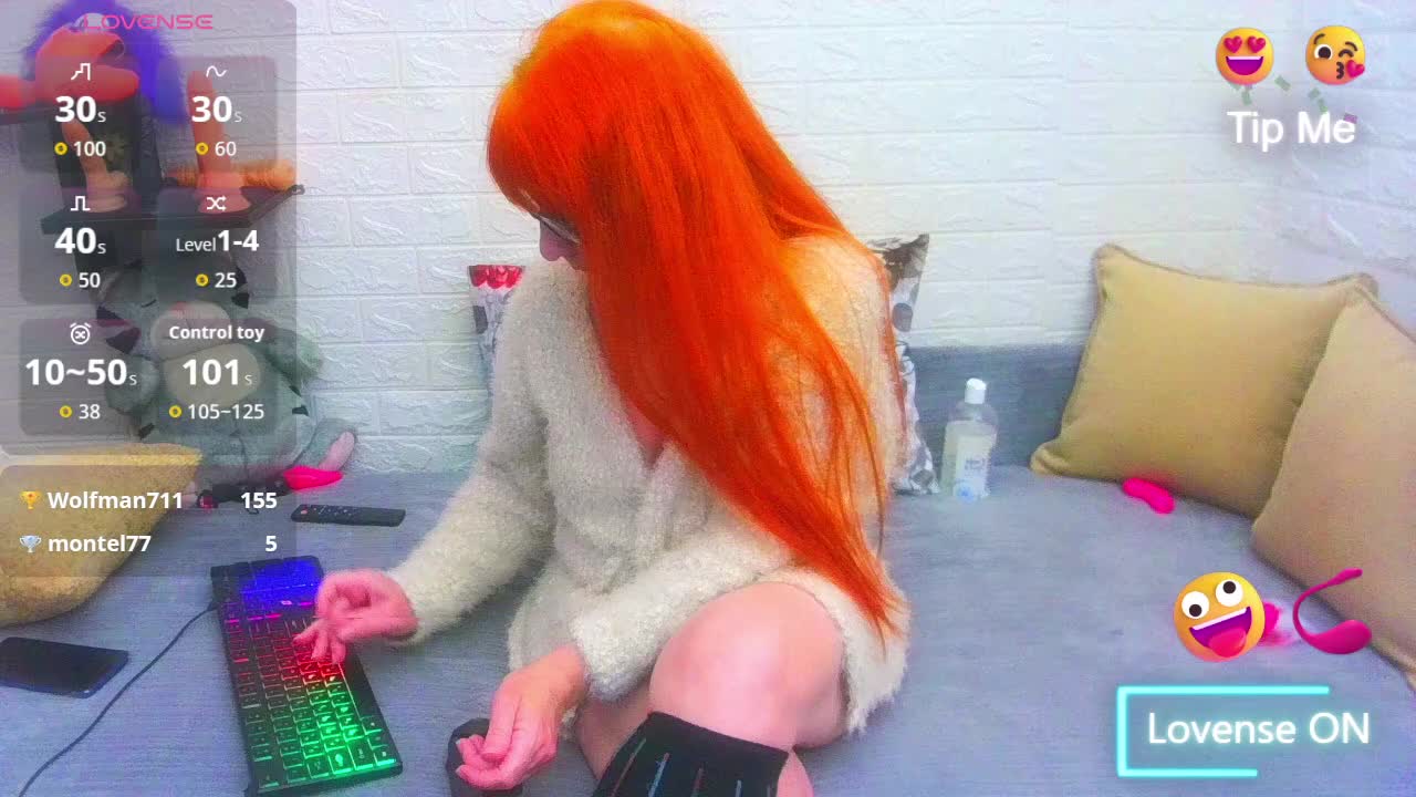 FoxyMature Live Sex December 14, 2025