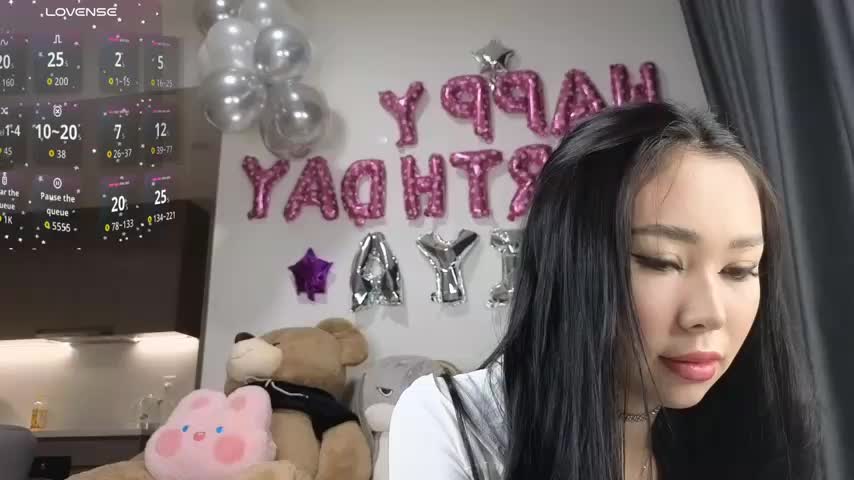asianqueeny Live Sex December 13, 2025