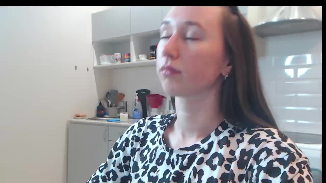 --MODEL--1 Live Sex December 19, 2025