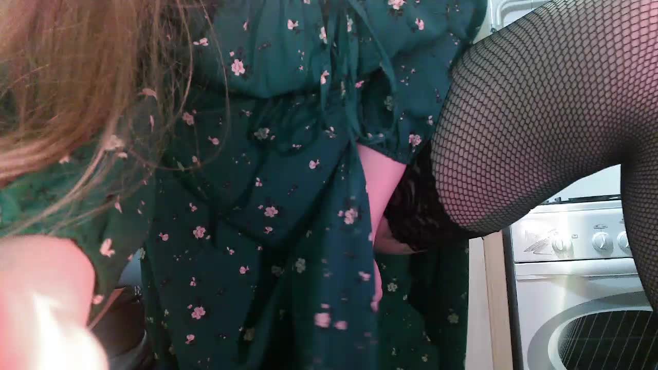 L-e-l-i-k Live Sex December 12, 2025