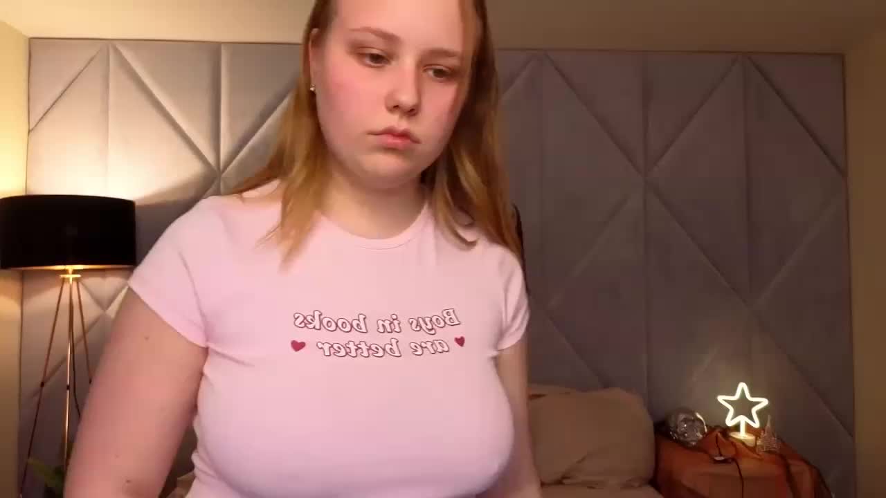 CrystallPaws Live Sex December 14, 2025