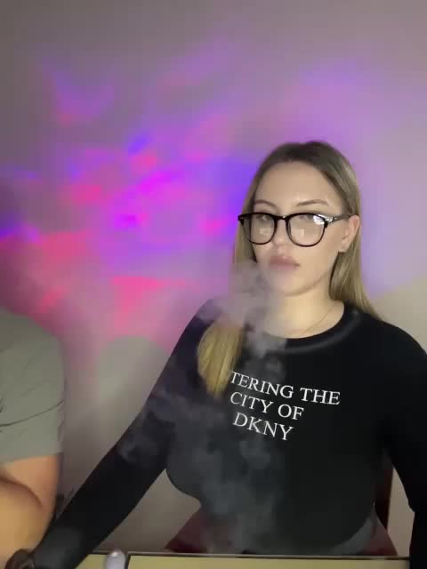 Cris_Mi Live Sex 2025.10.24