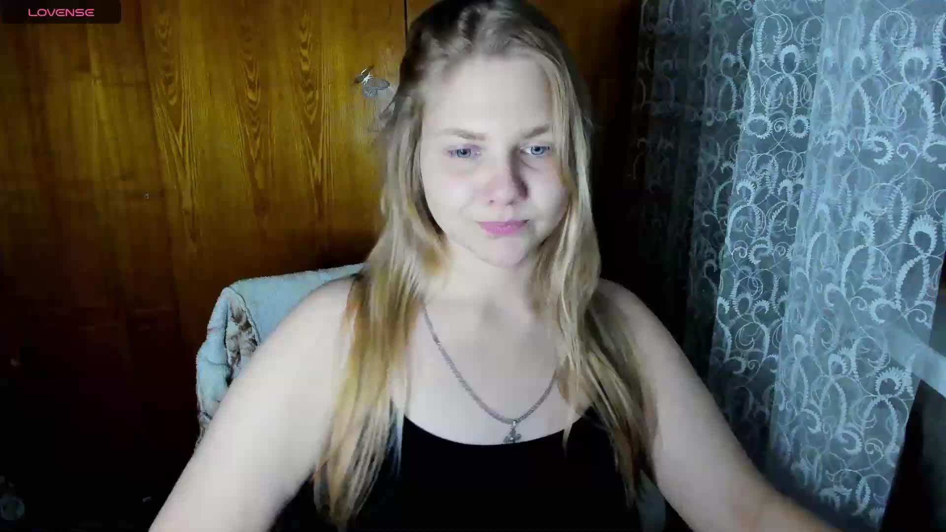 Emma-Frizea Live Sex December 17, 2025