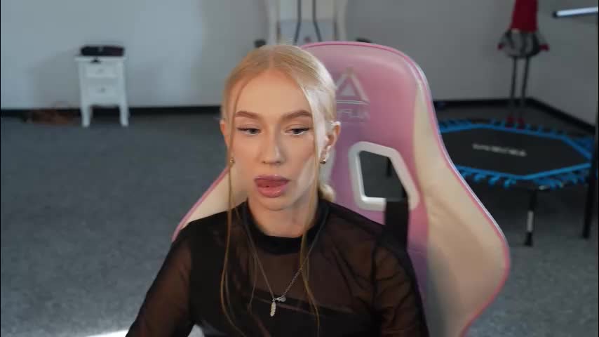 sheryl_elegance Live Sex December 17, 2025