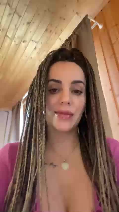 Veneravera Live Sex December 12, 2025