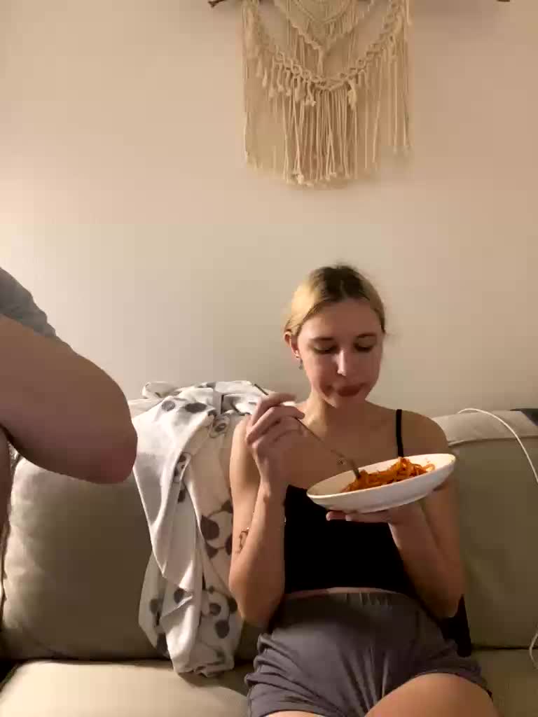 lina_wap Live Sex December 19, 2025