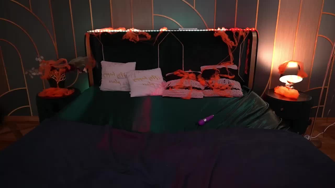 LunaLicks Live Sex December 13, 2025