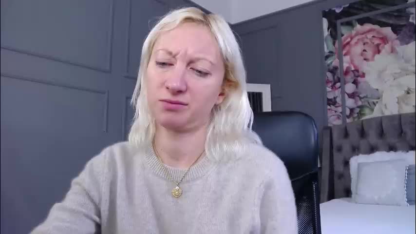 natalie_bitton Live Sex October 27, 2025
