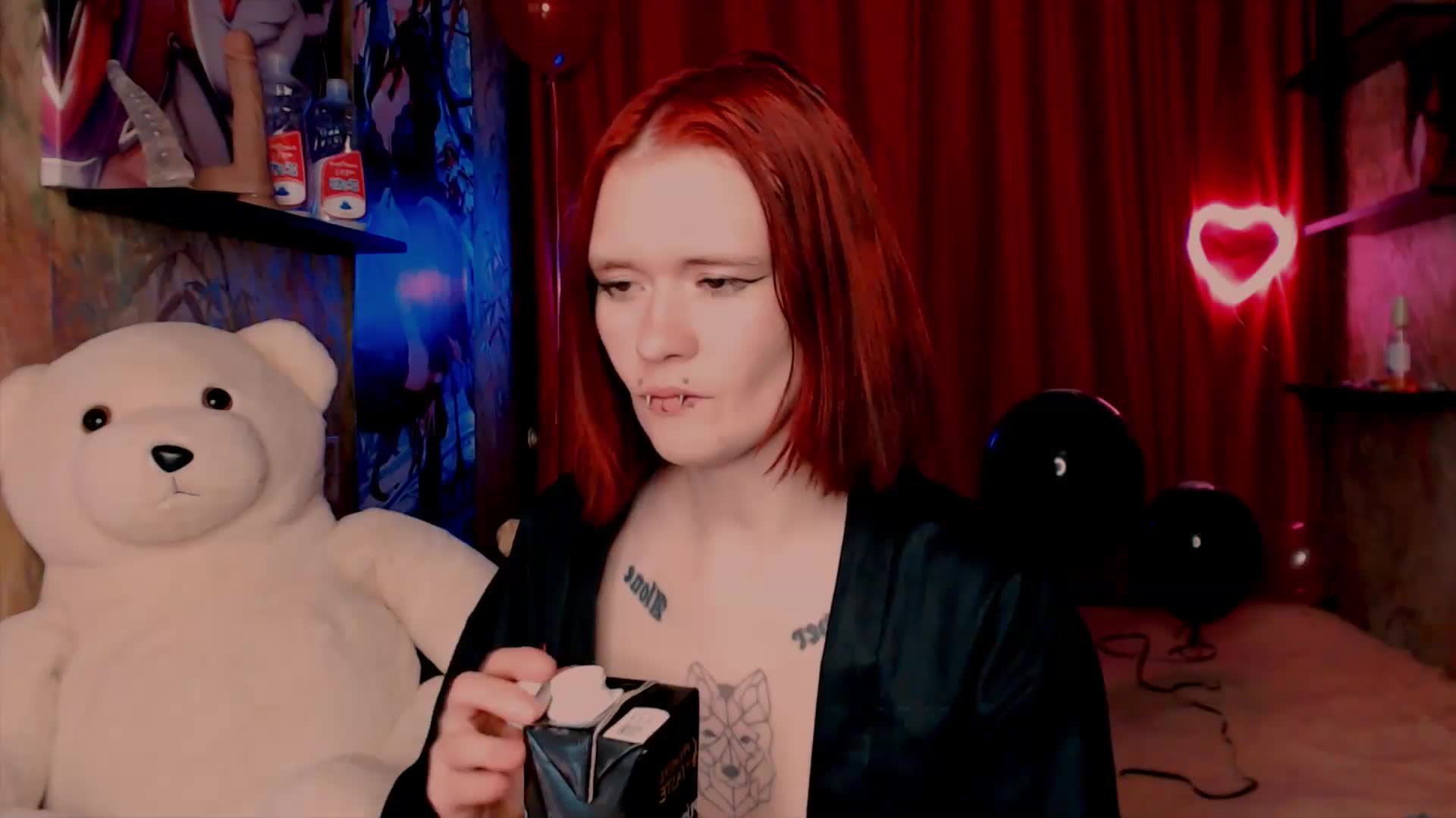 Velvet-and-Venom Live Sex December 17, 2025