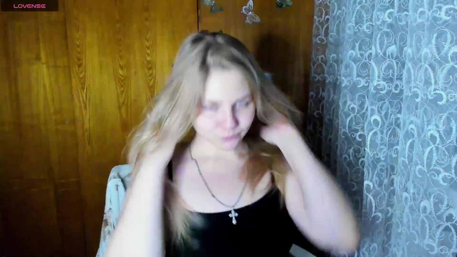 Emma-Frizea Live Sex December 17, 2025