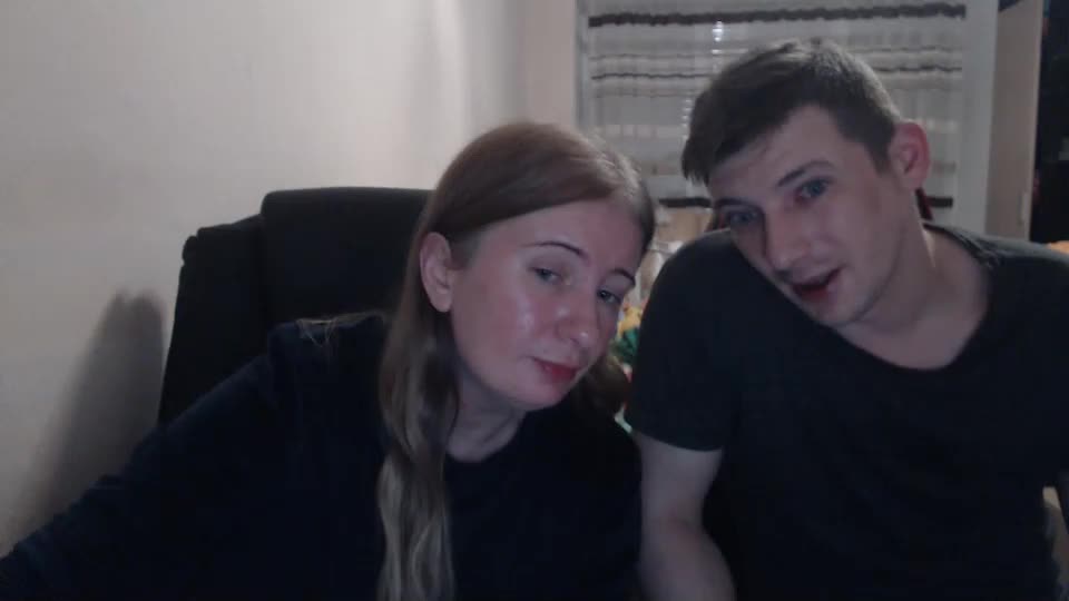 jenisandpeter Live Sex December 19, 2025