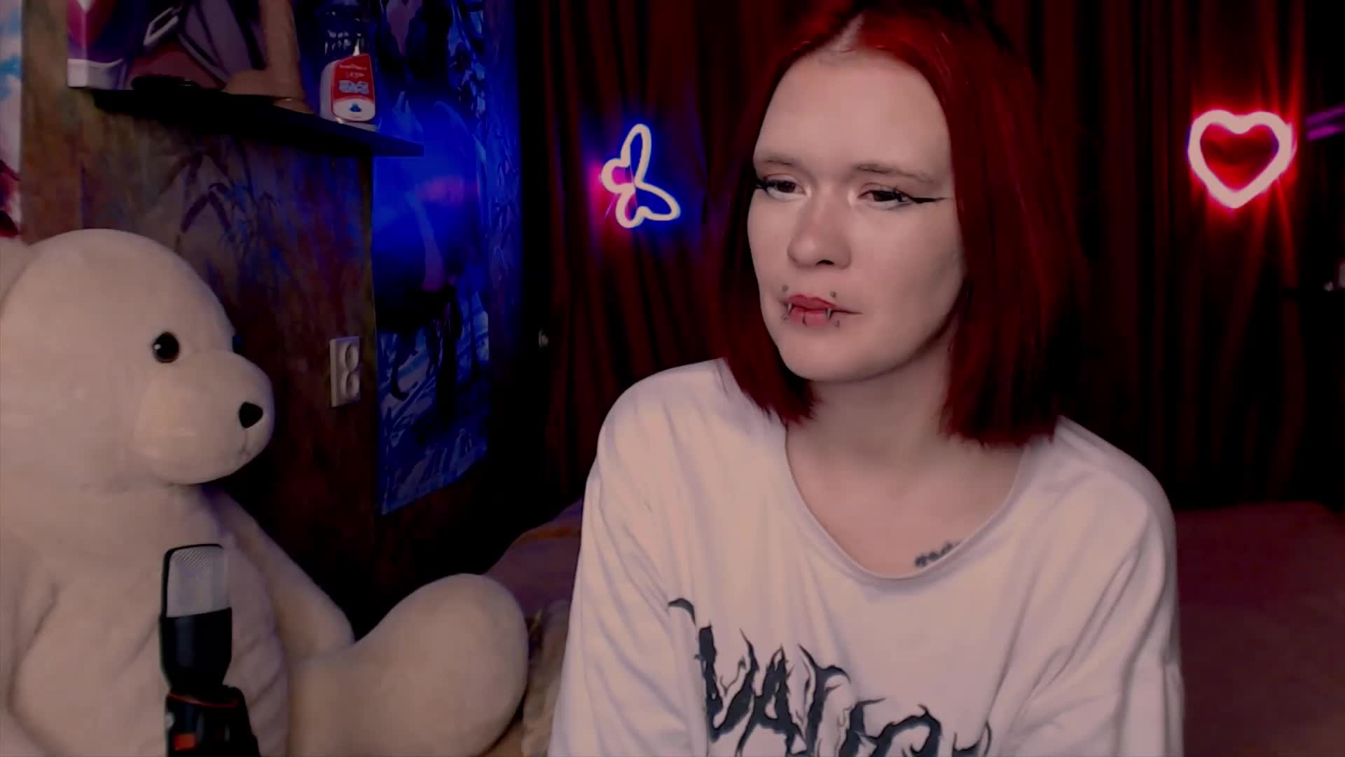 Velvet-and-Venom Live Sex December 17, 2025