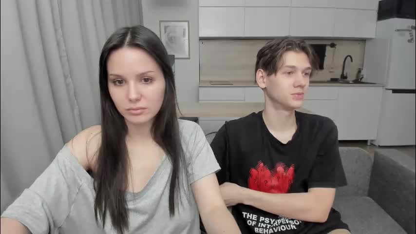 yourher0in Live Sex October 28, 2025