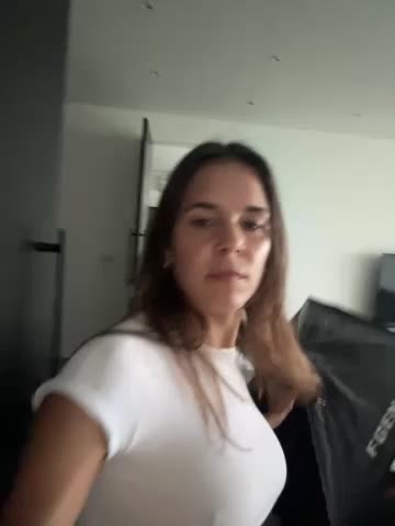 JuicyFruits93 Live Sex December 17, 2025