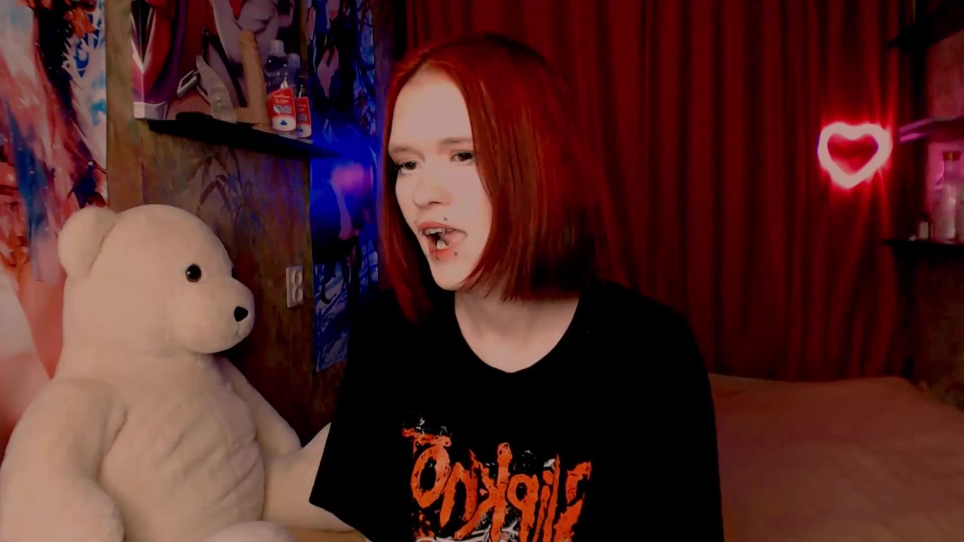 Velvet-and-Venom Live Sex December 17, 2025