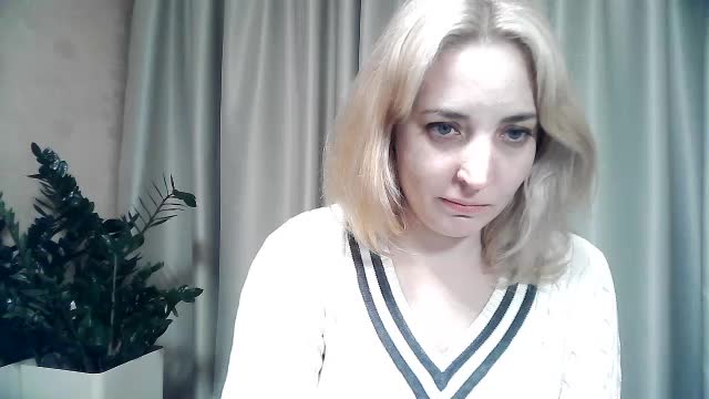 mariska-kiska Live Sex December 14, 2025