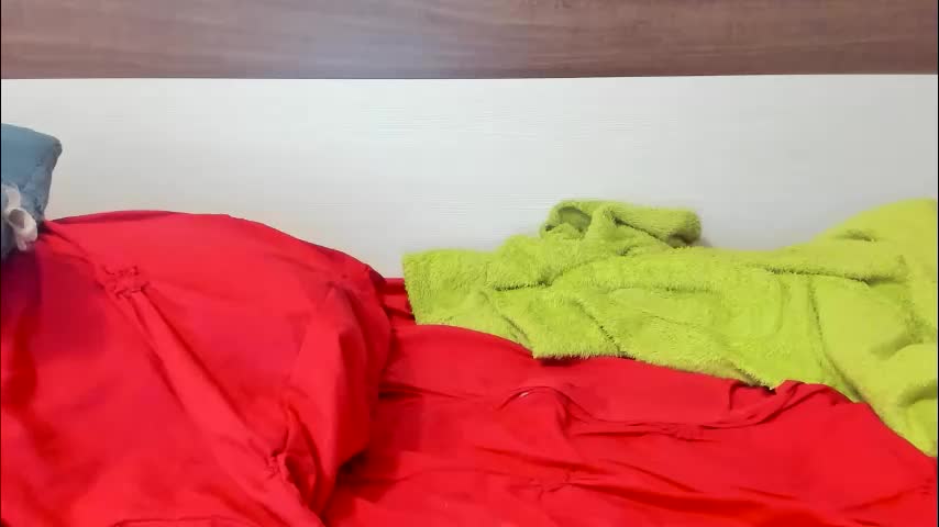 00ingrid00 Live Sex December 14, 2025