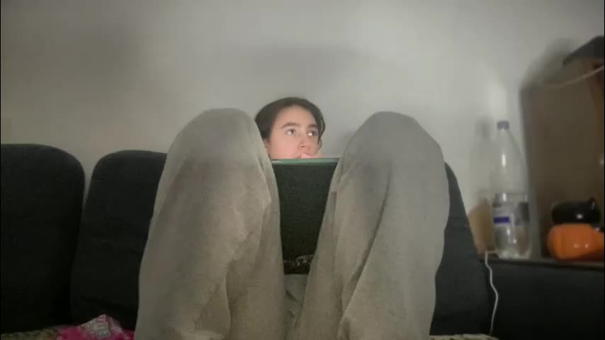 rosea_champagne Live Sex December 15, 2025