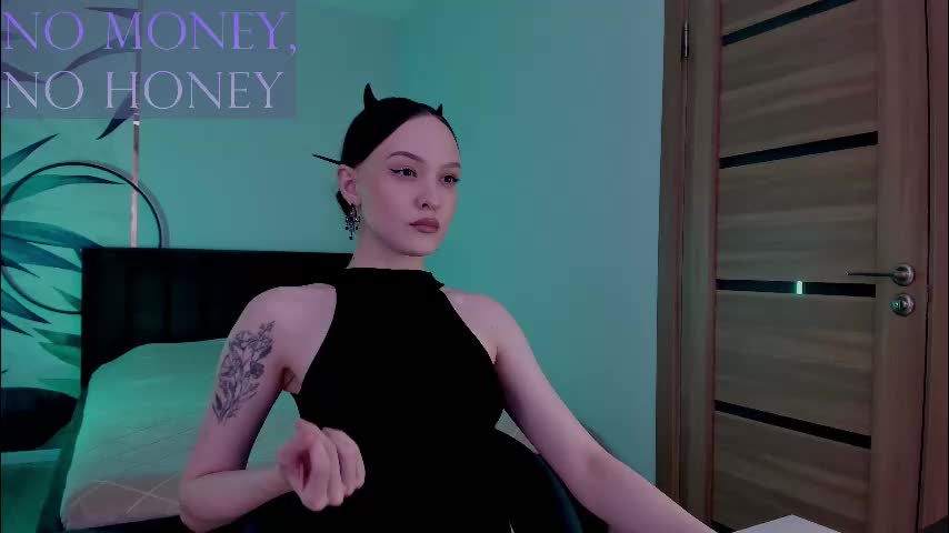 mistress_mialibra Live Sex 2025.10.28