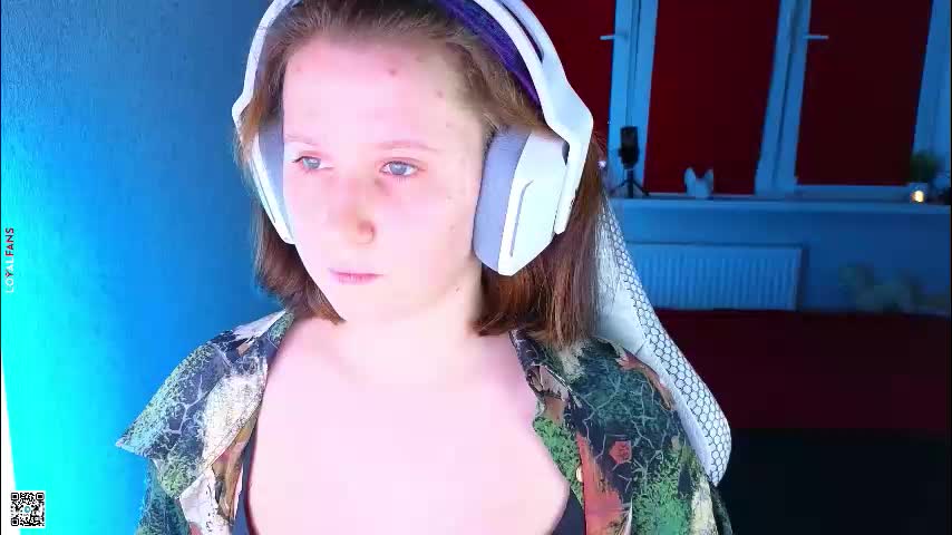 moon_avengers Live Sex December 13, 2025