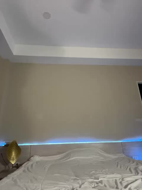 Nastyu-sha Live Sex December 17, 2025