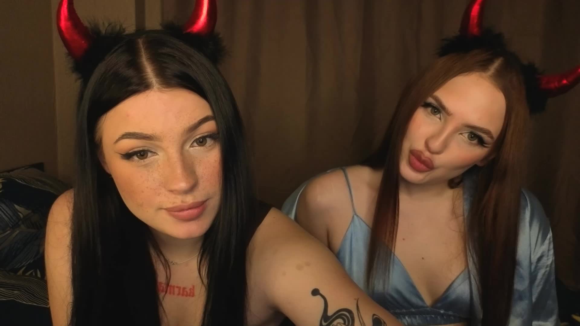 LisaAndDenis Live Sex December 18, 2025