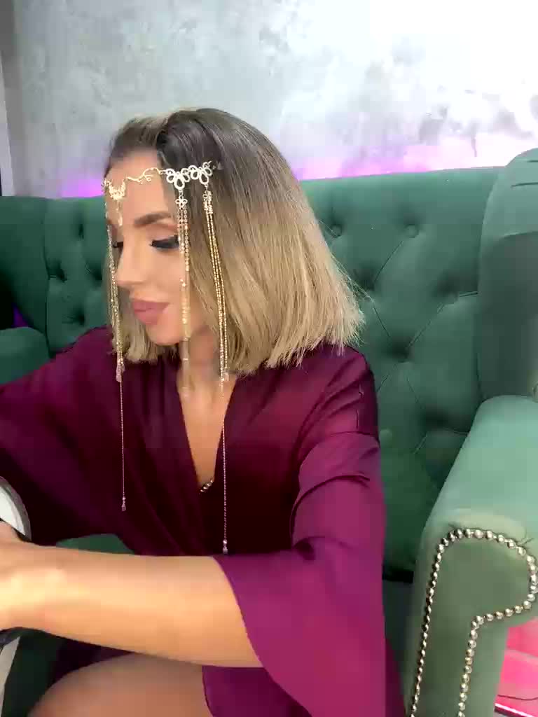 Darina_ Live Sex December 13, 2025