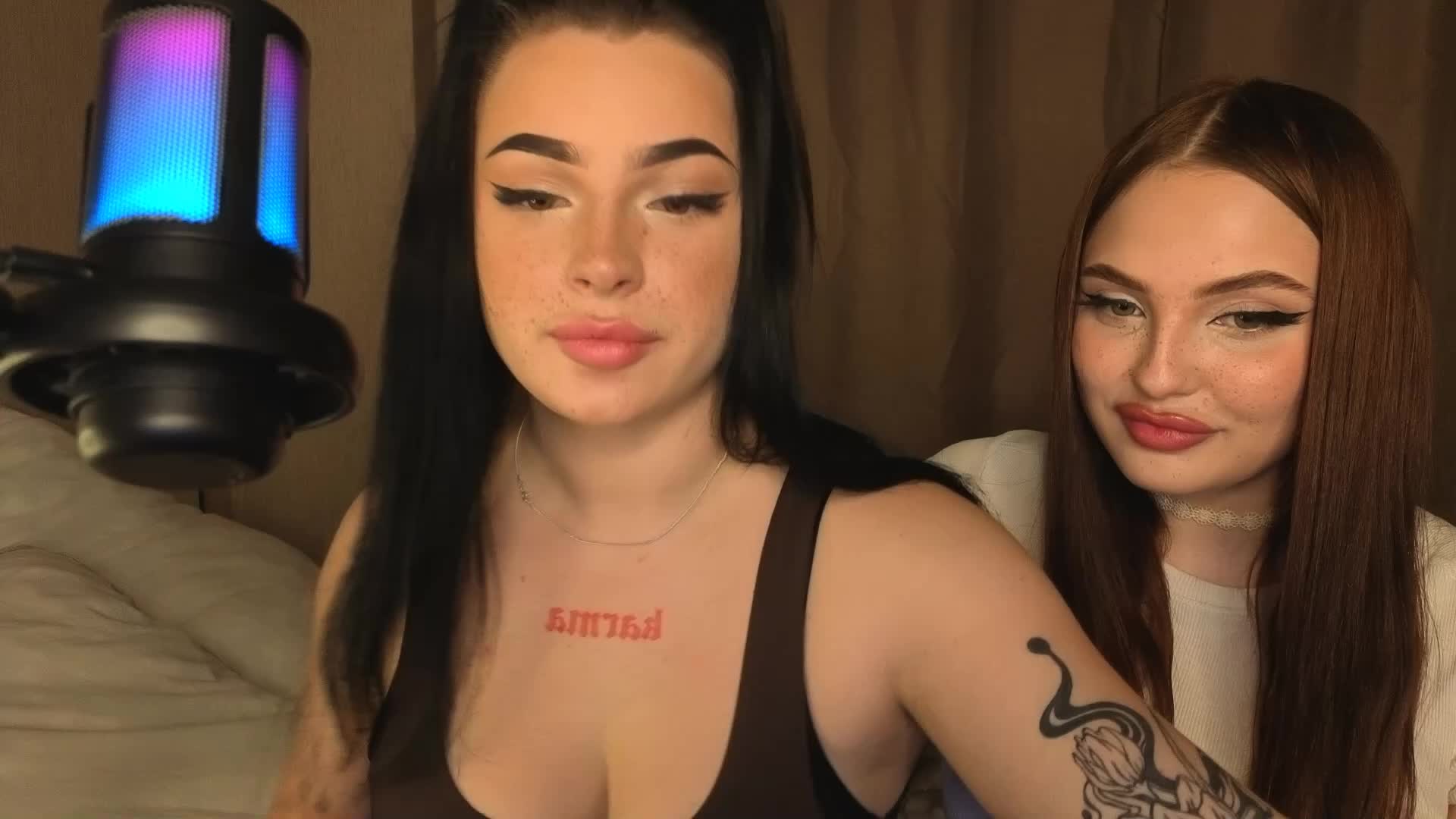 LisaAndDenis Live Sex December 18, 2025