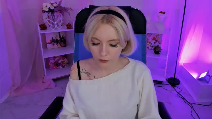 aurorawrenfield Live Sex December 13, 2025