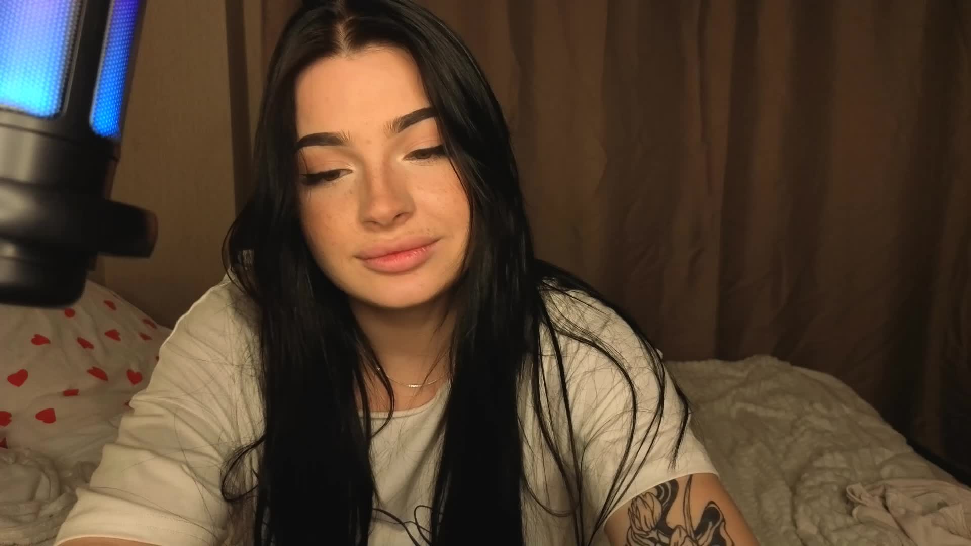 LisaAndDenis Live Sex December 18, 2025