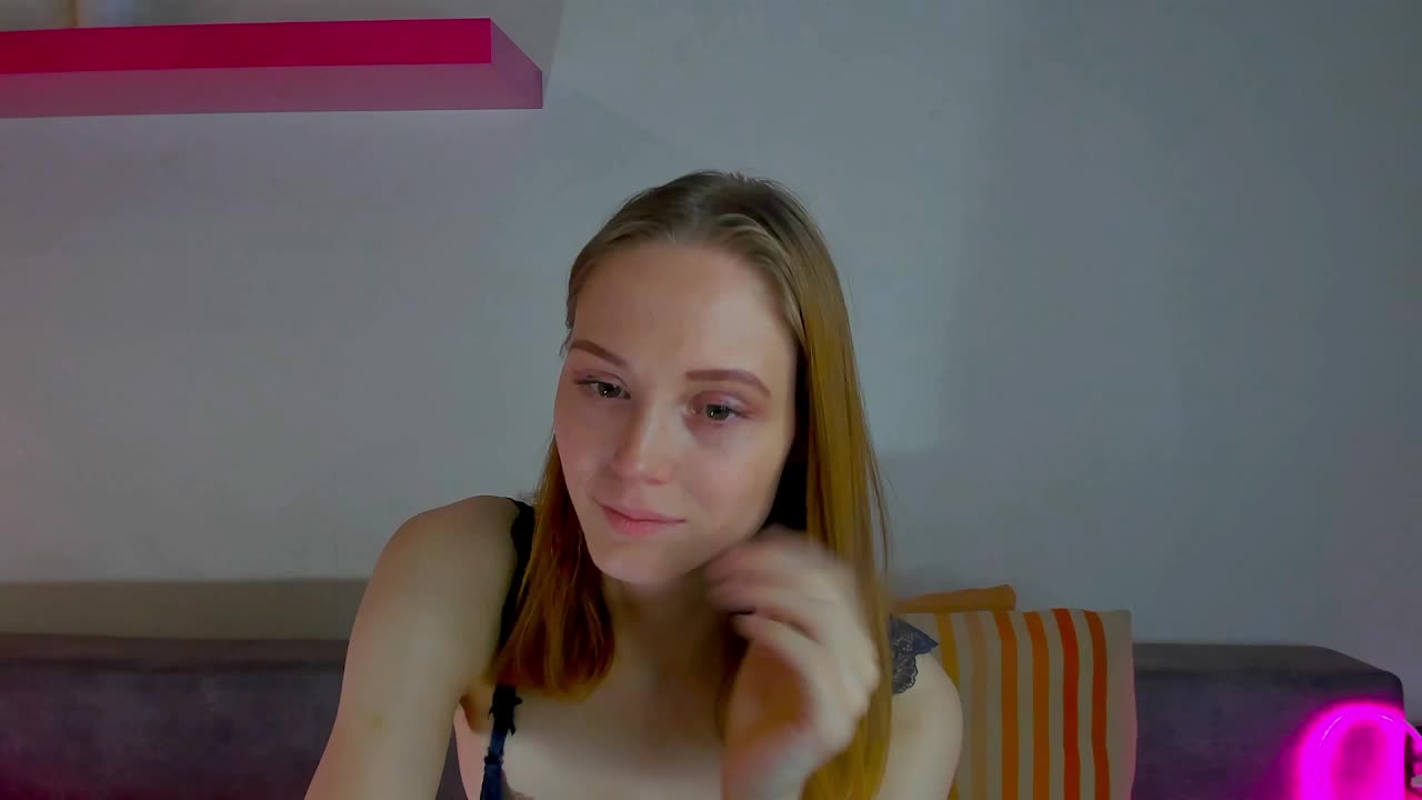 GinaLovely Live Sex December 17, 2025