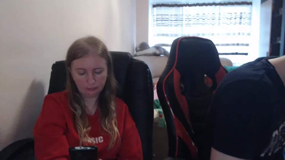 jenisandpeter Live Sex December 18, 2025