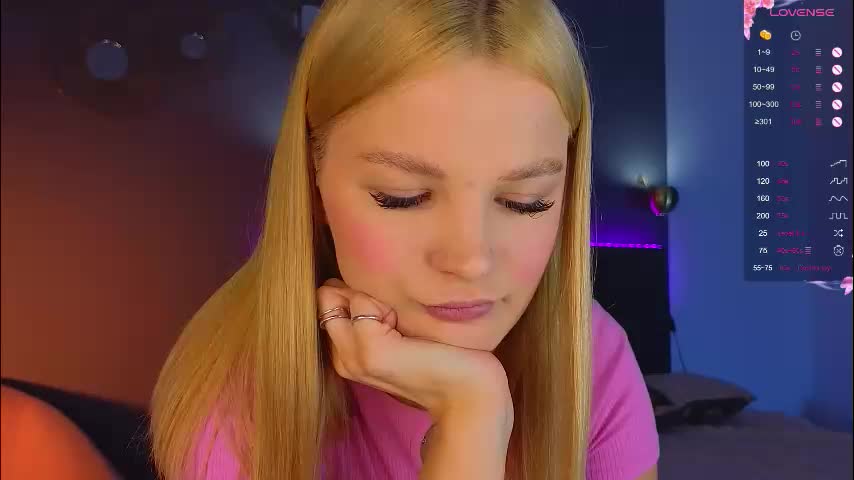 lovely_babyy Live Sex December 17, 2025