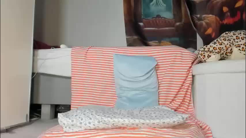 lola_belgium Live Sex December 13, 2025