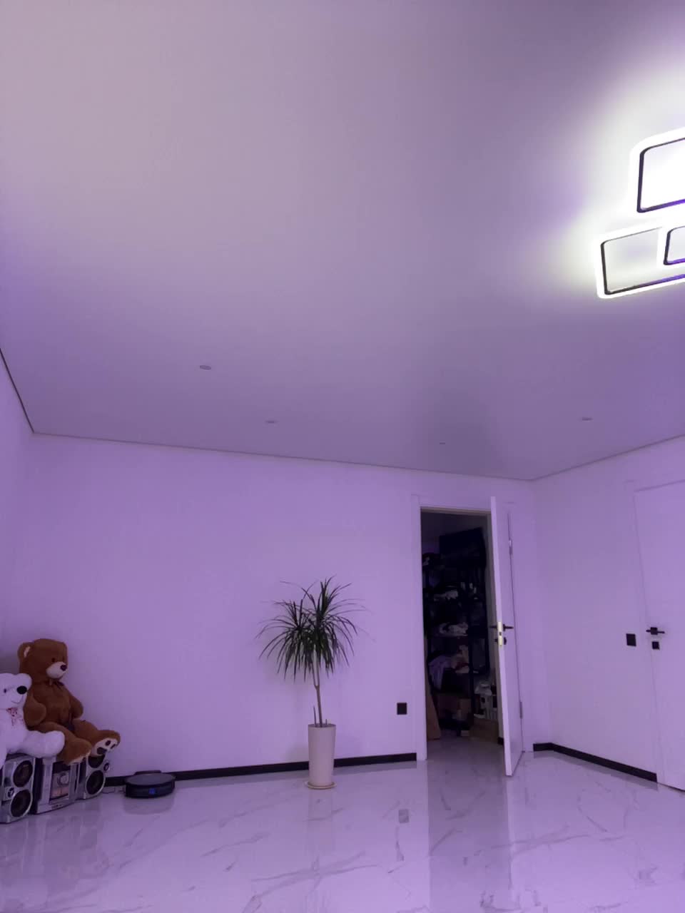 Potifays Live Sex December 14, 2025