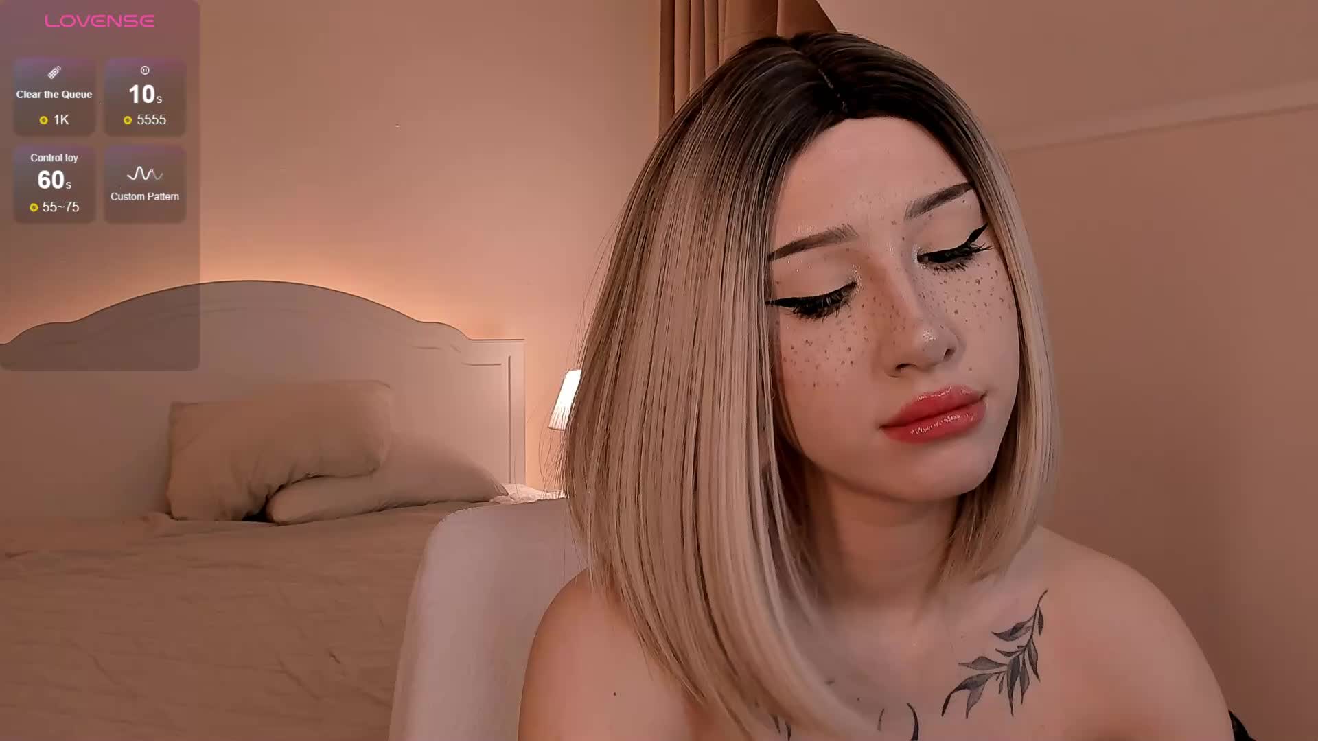 Necucubi Live Sex December 17, 2025